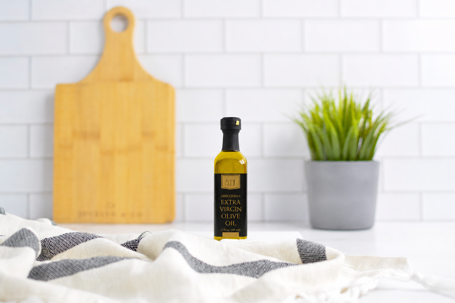 Black & Gold Arbequina extra virgin olive oil