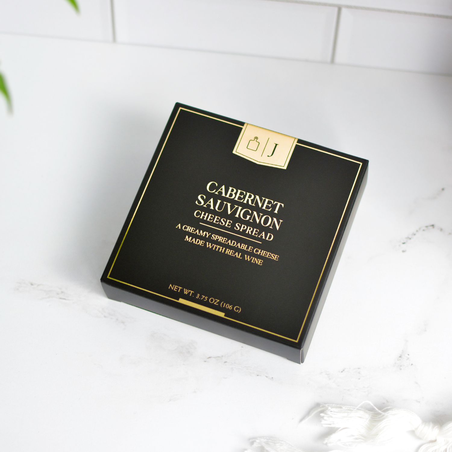 Black & Gold Cabernet Cheese
