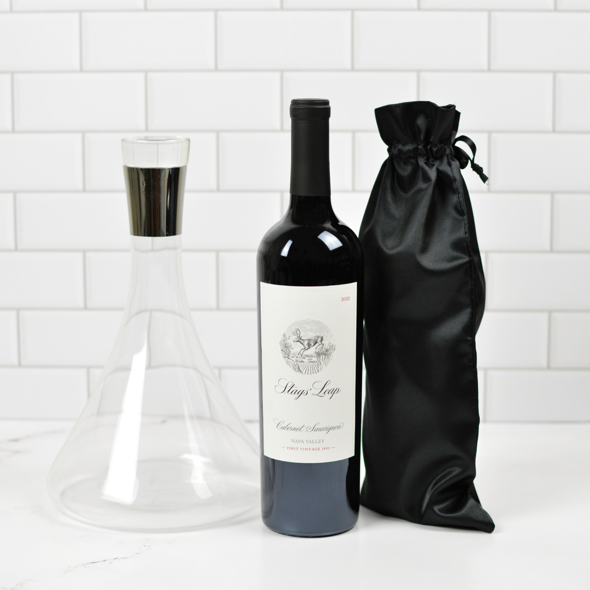 Stags Leap Cabernet Sauvignon gift with glass decanter and black wine bag
